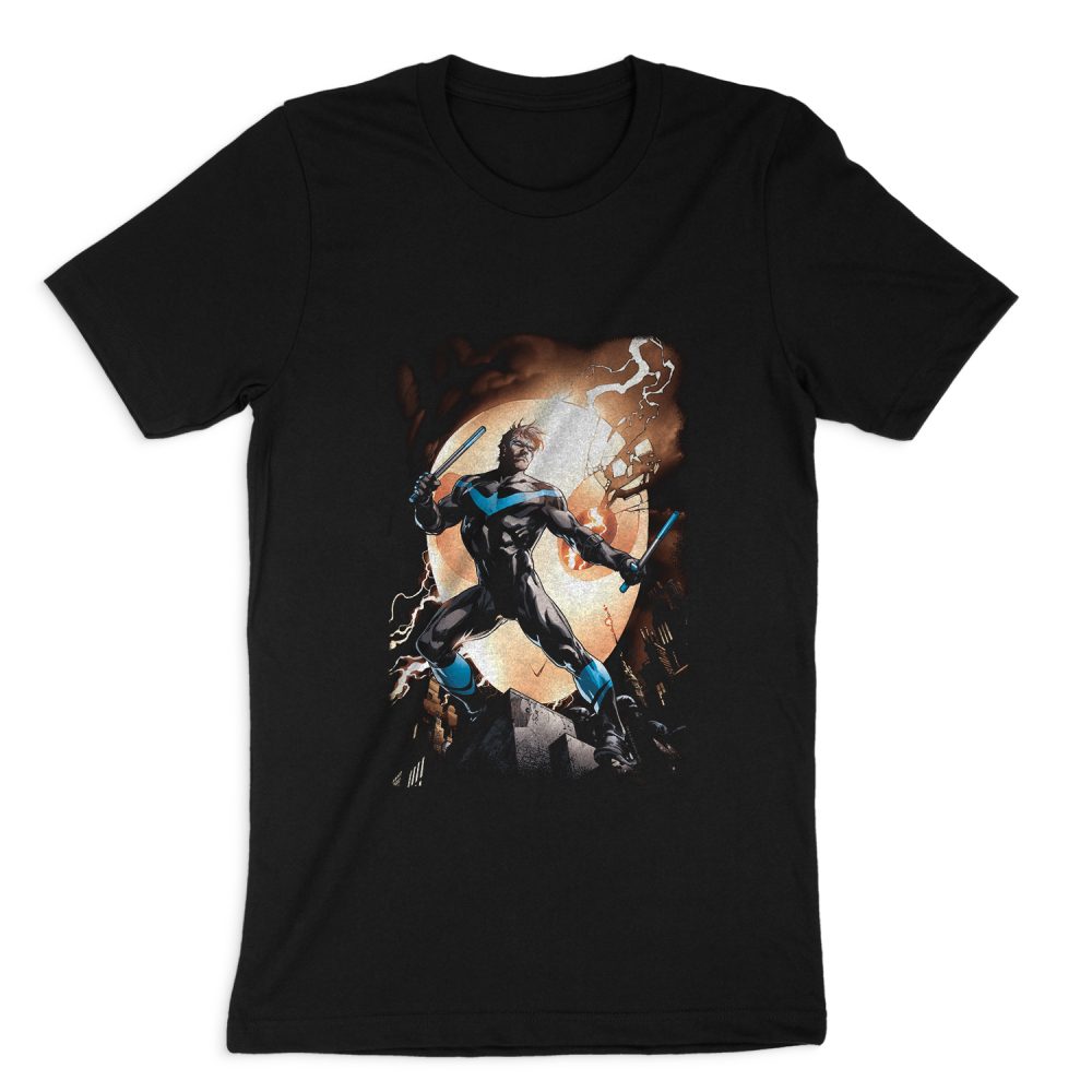 BATMAN NIGHTWING AGAINST OWLS SHORT SLEEVE T-SHIRT