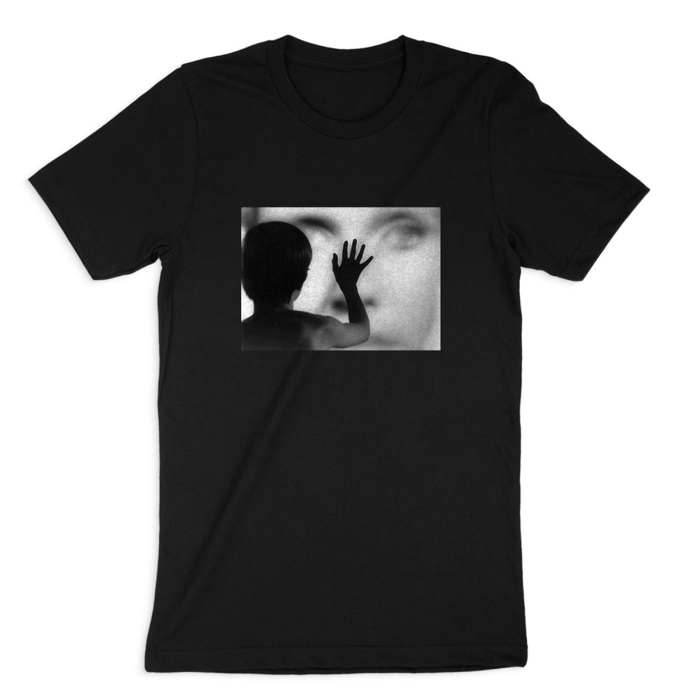 PERSONA SCENE SHORT SLEEVE T-SHIRT